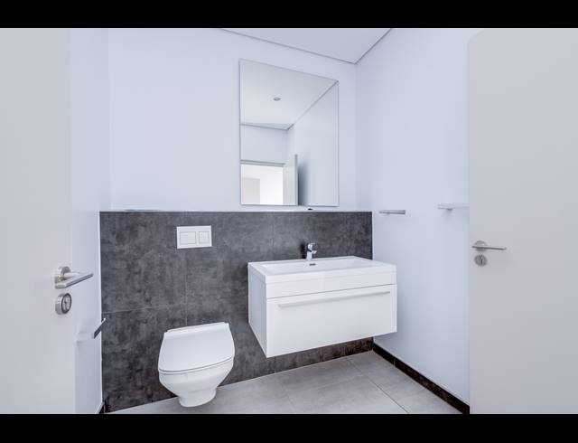 2 BEDROOM APARTMENT RENTED IN BEDFORDVIEW